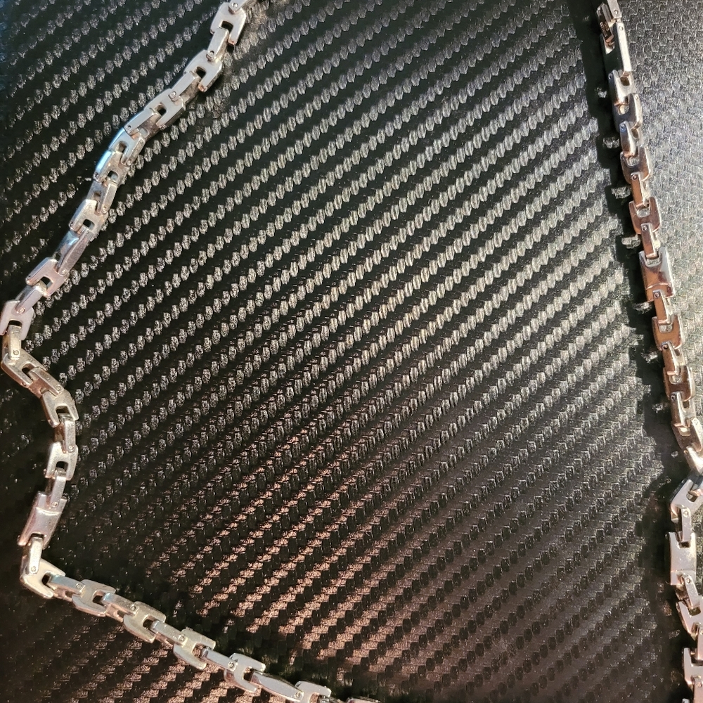 Link necklace